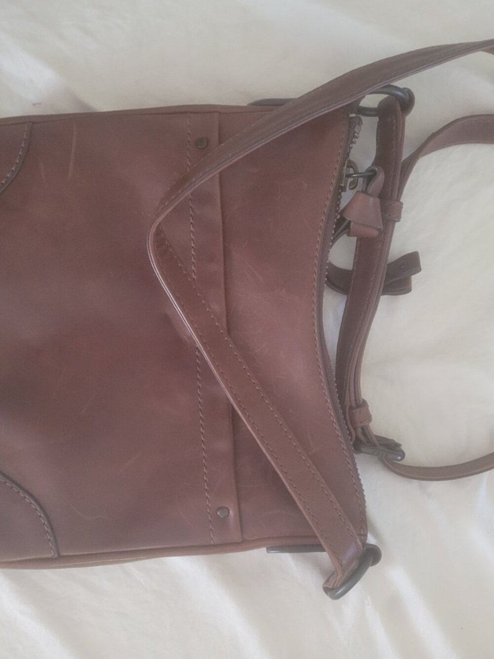 Leather Frye Handbag crossbody never used - Picture 3 of 5